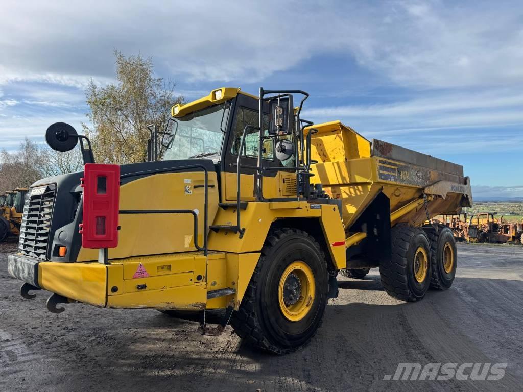 Komatsu HM 300-3 ساحبات مفصلية