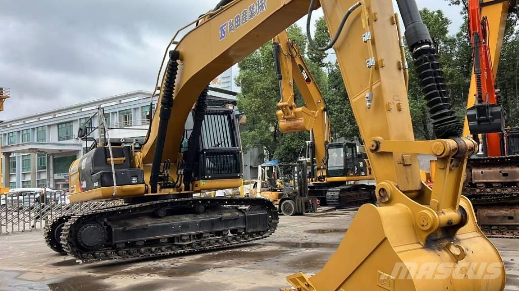 CAT 330 D2 حفارات زحافة