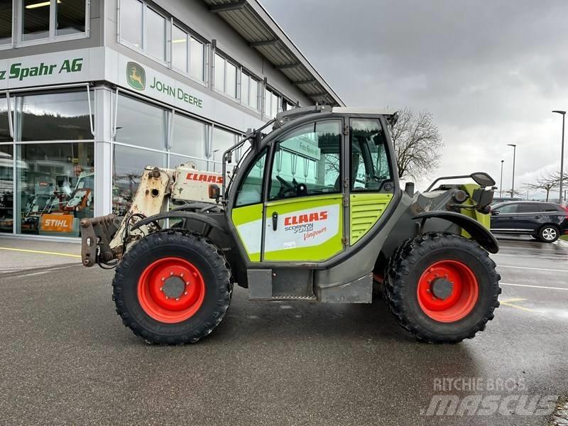 CLAAS Scorpion 7045 معدات مناولة لأغراض الزراعة