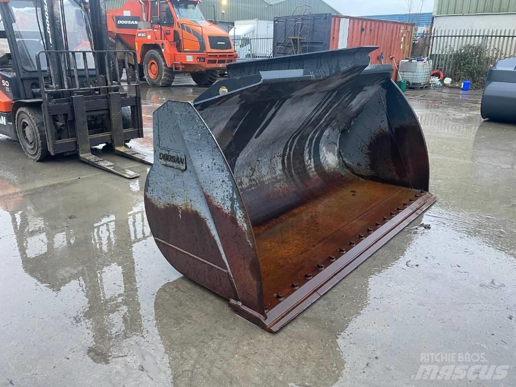 Doosan DL 280-5 دلاء