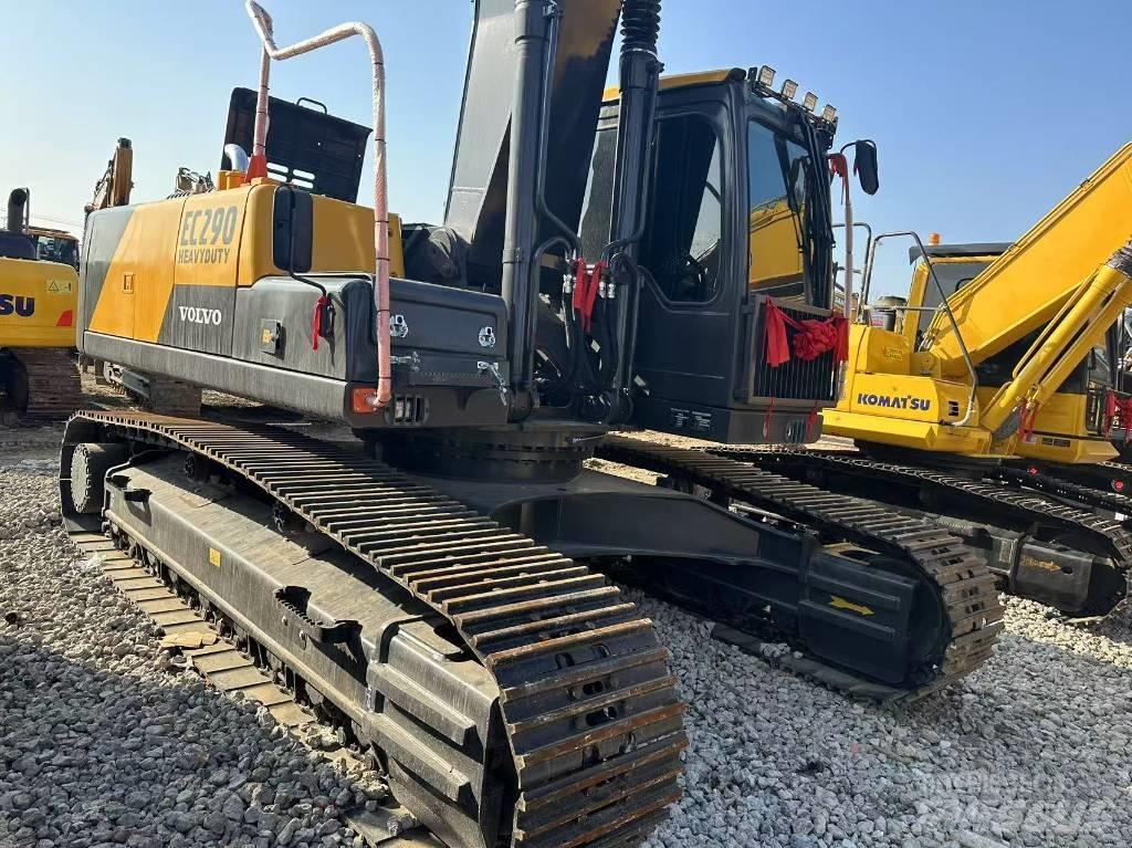 Volvo EC 290 حفارات وسط 7 طن - 12 طن