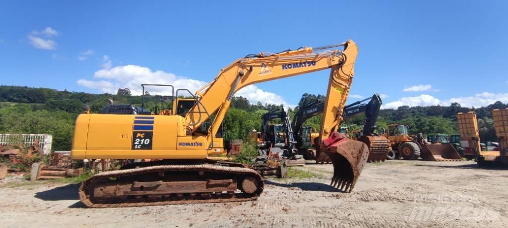 Komatsu PC 210 LC-10 حفارات زحافة