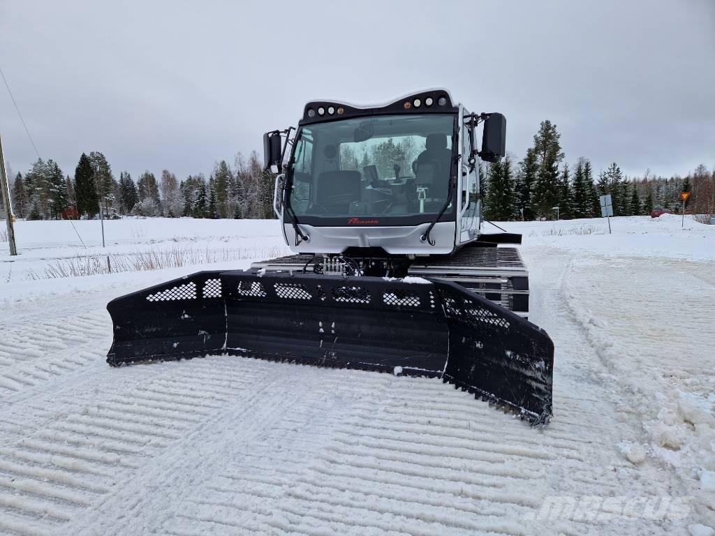 Prinoth Husky 4F كاسحات جليد