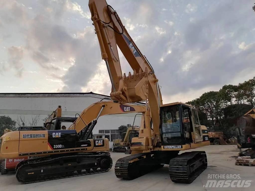 CAT 320 B L حفارات زحافة