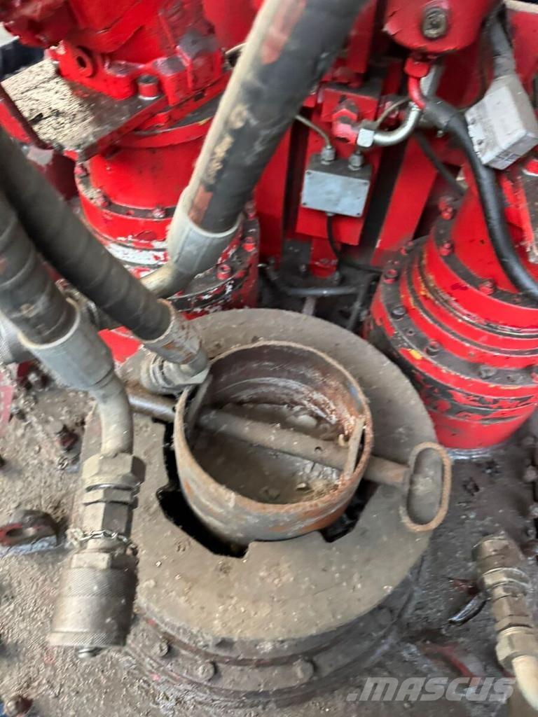 ABI RE 12/14300 منصات دق خوازيق