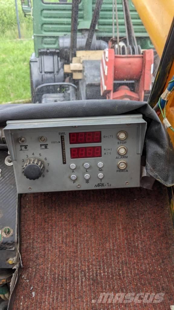 Kamaz KC 45719 رافعات صالحة لكل أنواع الطرق