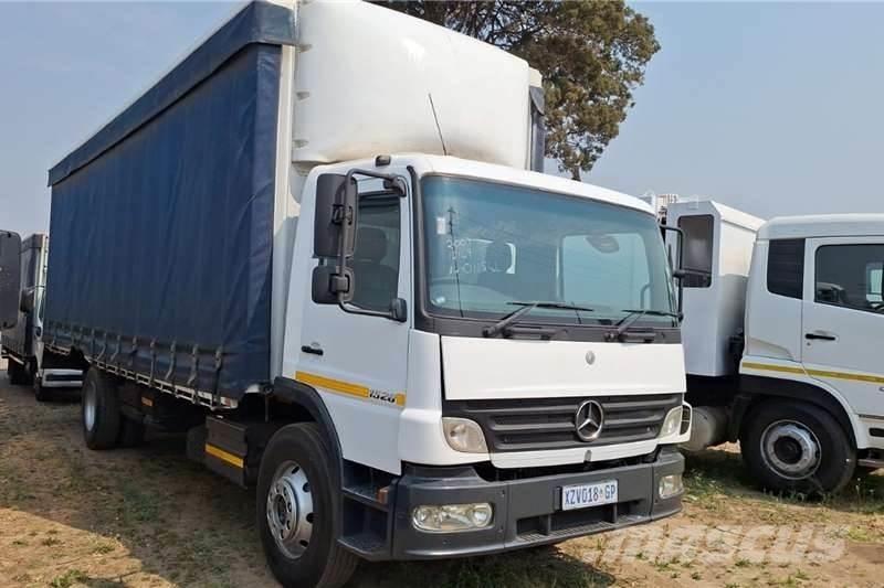 Mercedes-Benz 1528 شاحنات أخرى