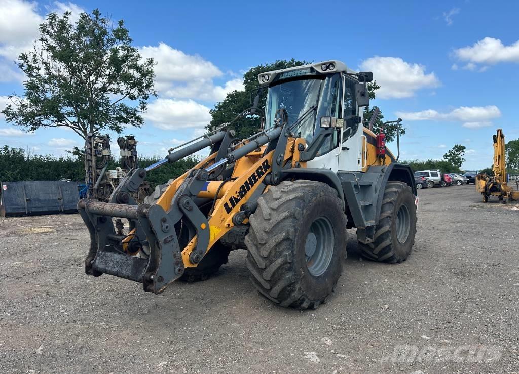 Liebherr L 538 لوادر بعجل