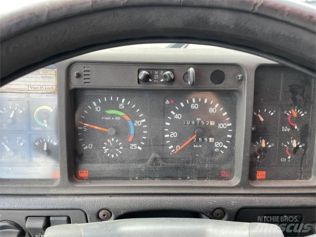Volvo FH12 6x2 شاحنات قابلة للفك