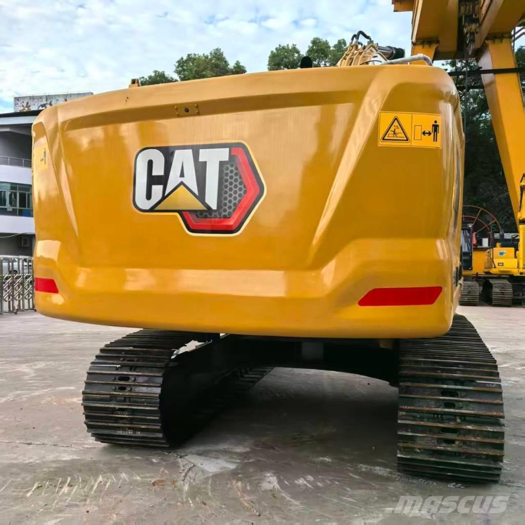 CAT 320 GC حفارات زحافة