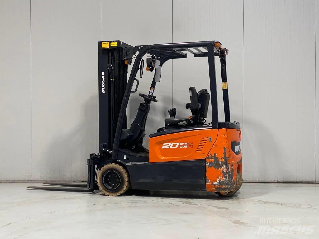 Doosan B20T-7 شاحنات ذات رافعات شوكية تعمل بالكهرباء