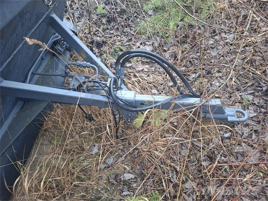  Hiekotinvaunu معدات نشر الرمال والملح