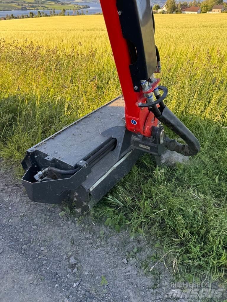 Kuhn E4745 M ماكينات الطرق والجليد الأخرى