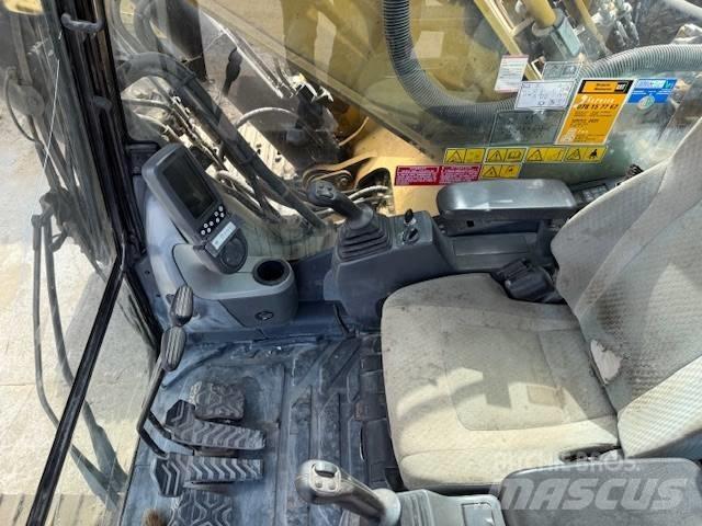 CAT 336 D LN حفارات زحافة