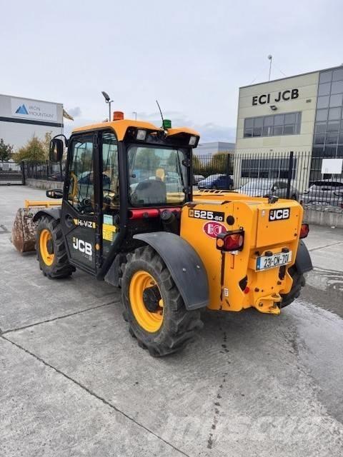 JCB 525-60 مناولات متداخلة
