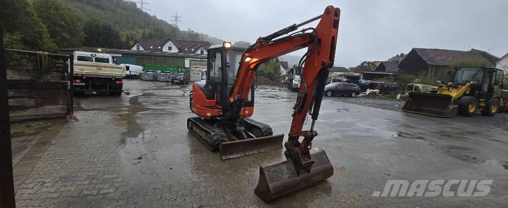Kubota KX 101-3 a3 حفارات صغيرة أقل من 7 طن (حفارات صغيرة)
