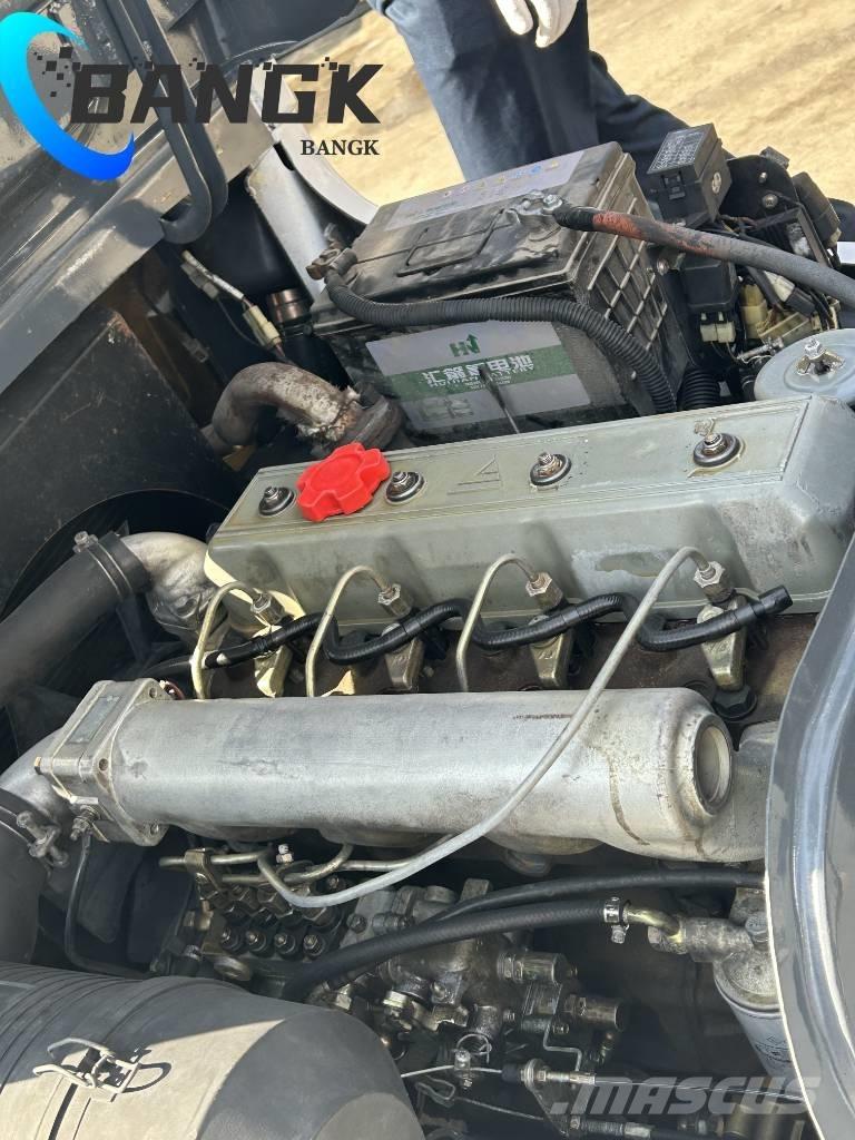 TCM FD30T3C شاحنات الديزل