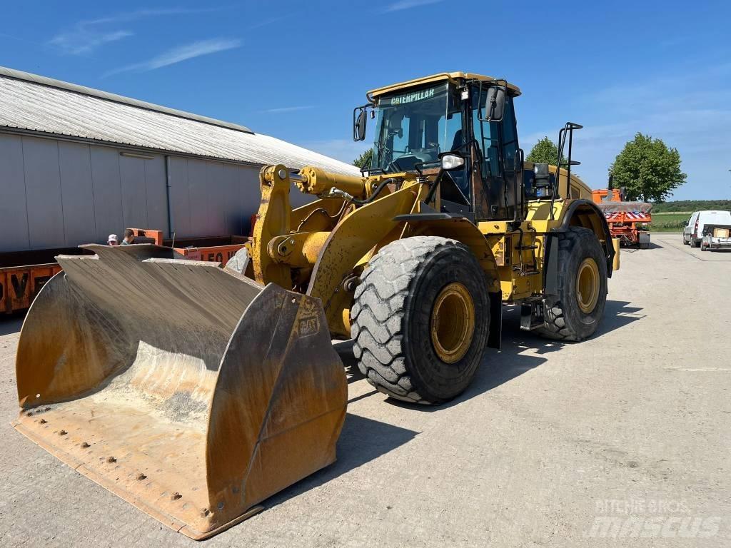 CAT 966 H لوادر بعجل