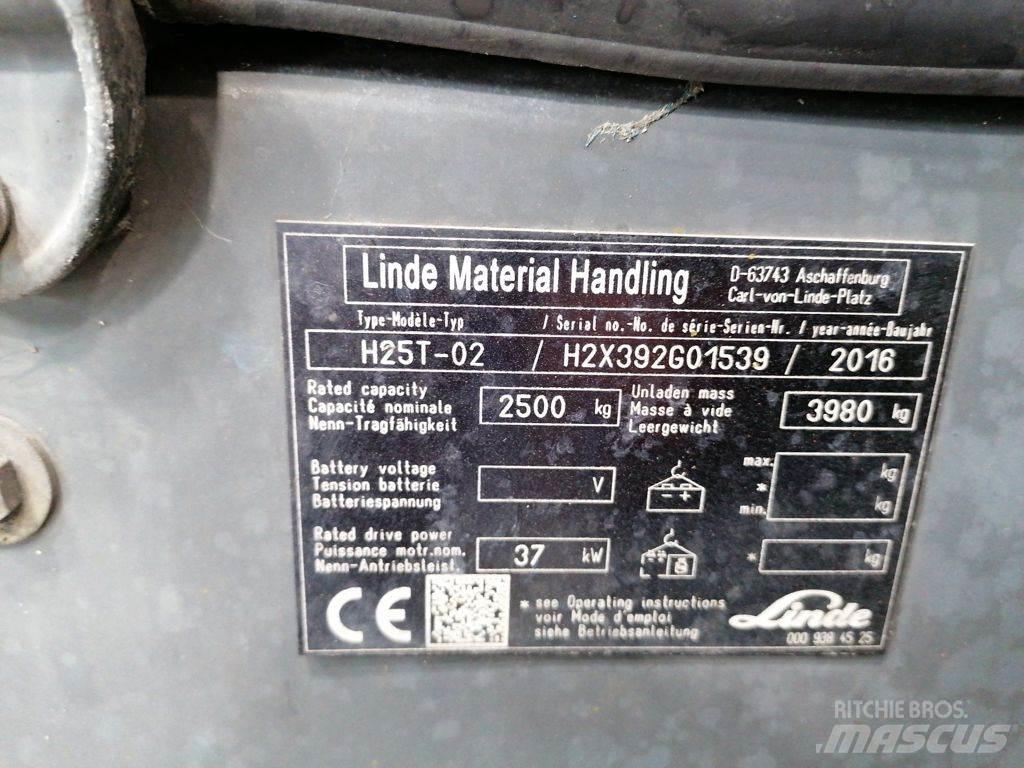 Linde H25T-02 شاحنات LPG