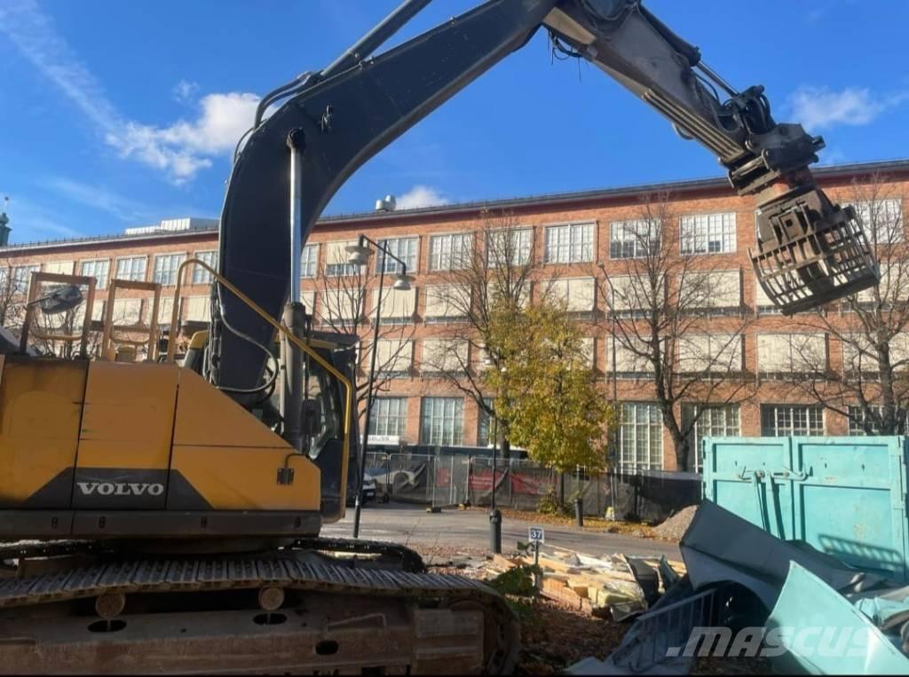 Volvo EC 300 EL حفارات زحافة