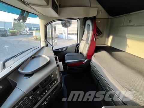 Volvo FH وحدات الجر