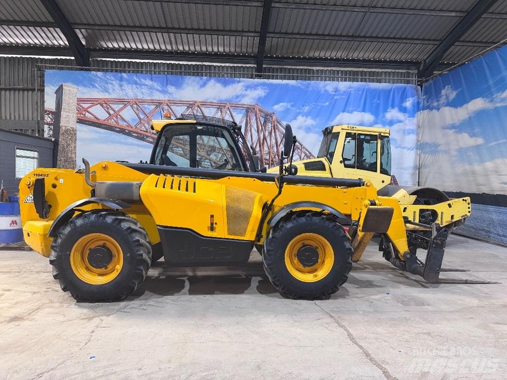 JCB 540-140 مناولات متداخلة