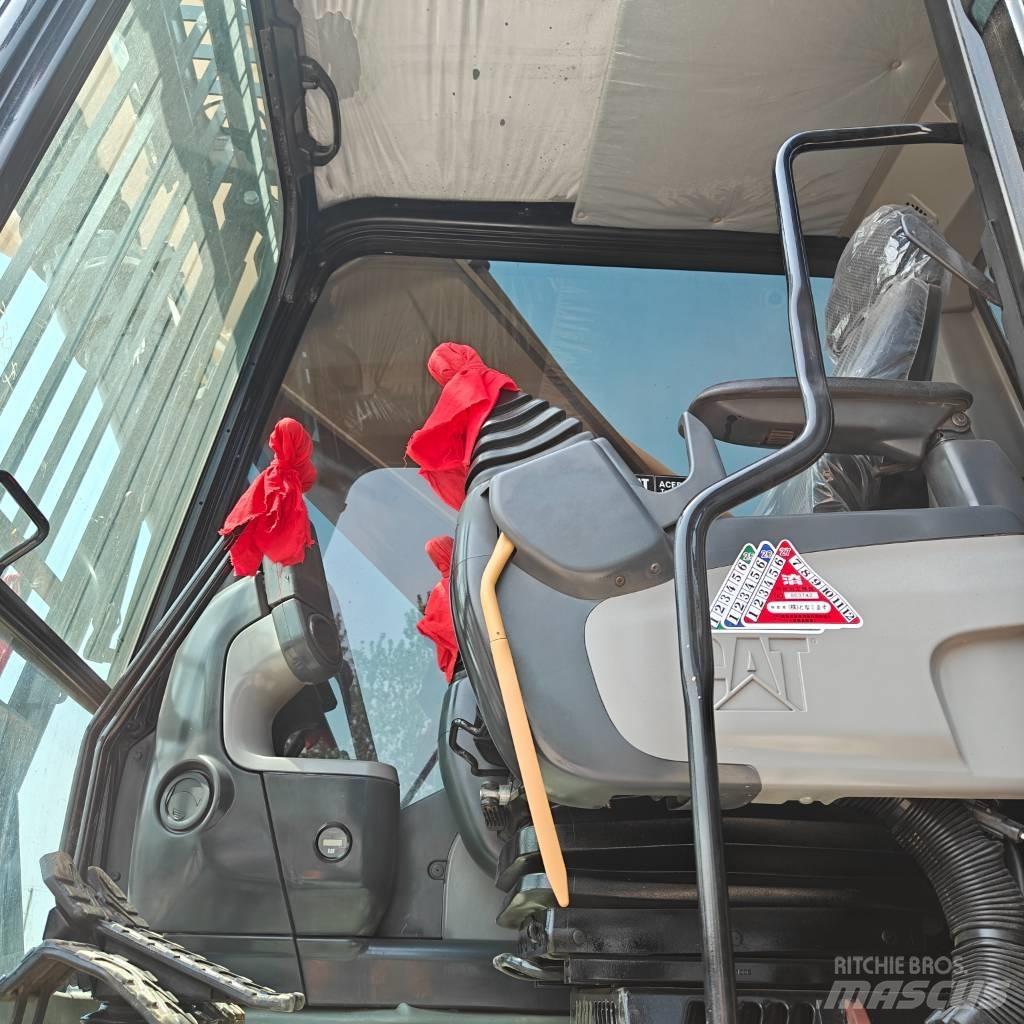 CAT 340 D L حفارات زحافة