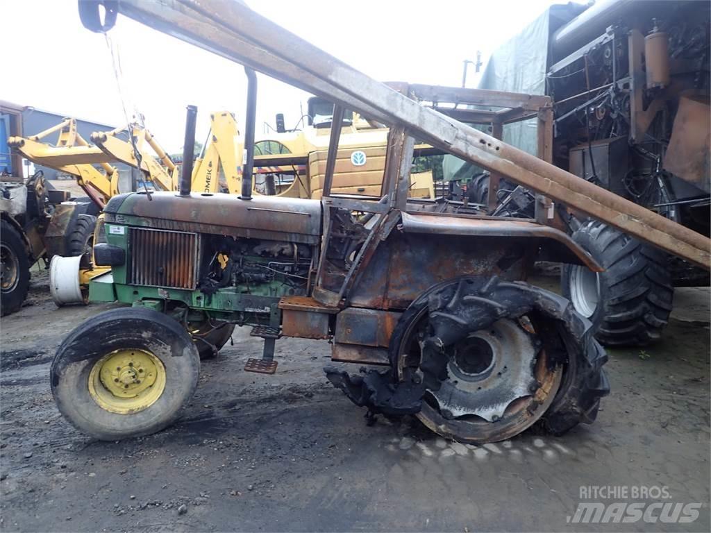 John Deere 2850 الجرارات