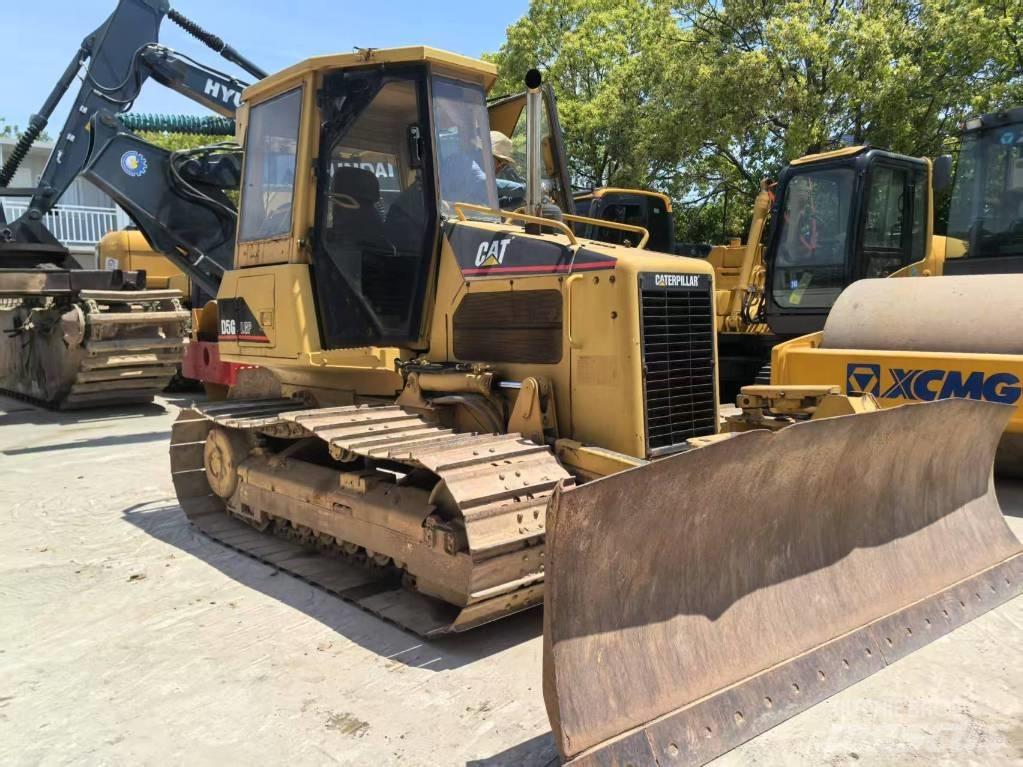 CAT D 5 G LGP بلدوزرات مجنزرة