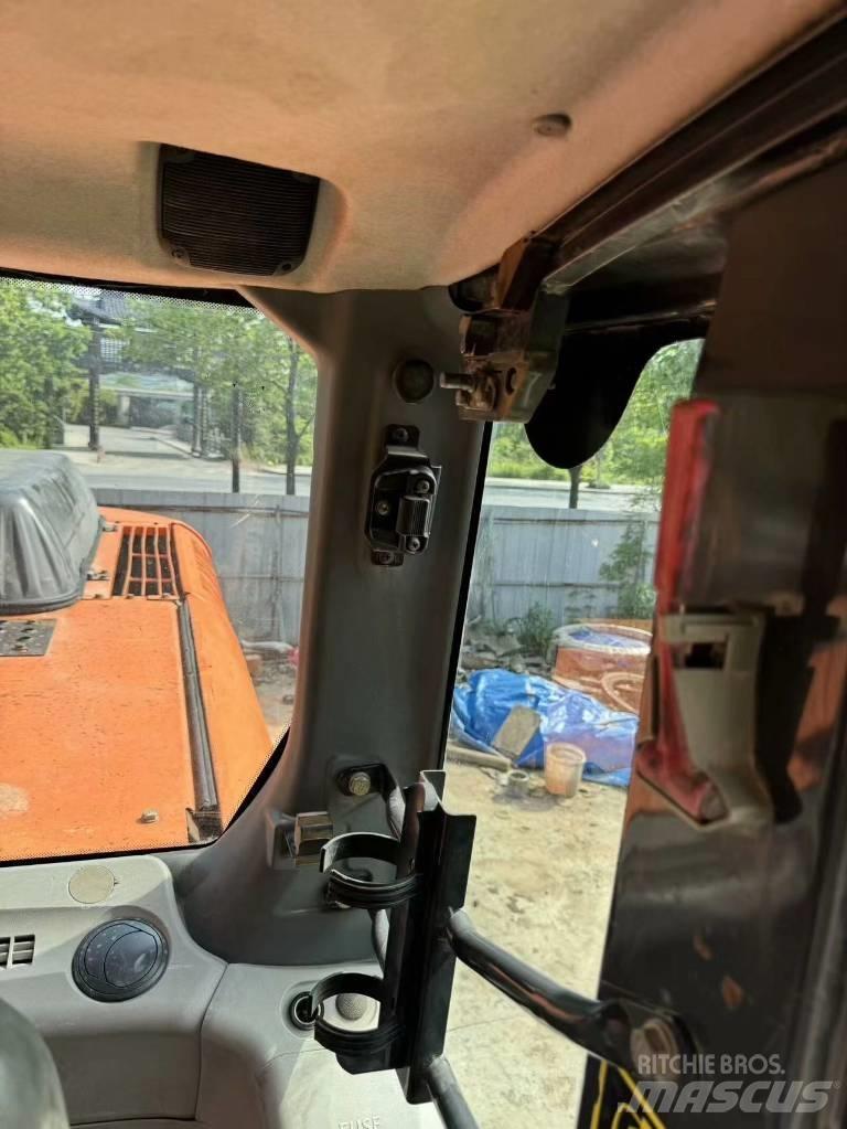 Hitachi ZX 350-3 حفارات زحافة