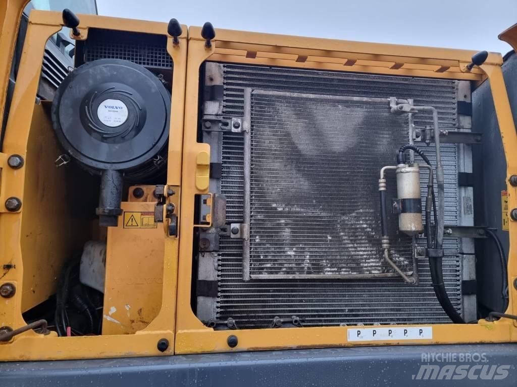 Volvo EW160 C Ii حفارات بعجل