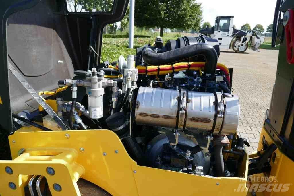 Bomag BW 120 AD-5 ماكينات أسفلت صغيرة
