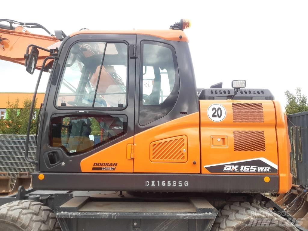 Doosan DX165 WR-7 حفارات بعجل