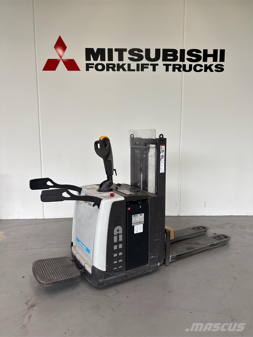 Atlet PDP200 شاحنات مناولة ذاتية الدفع