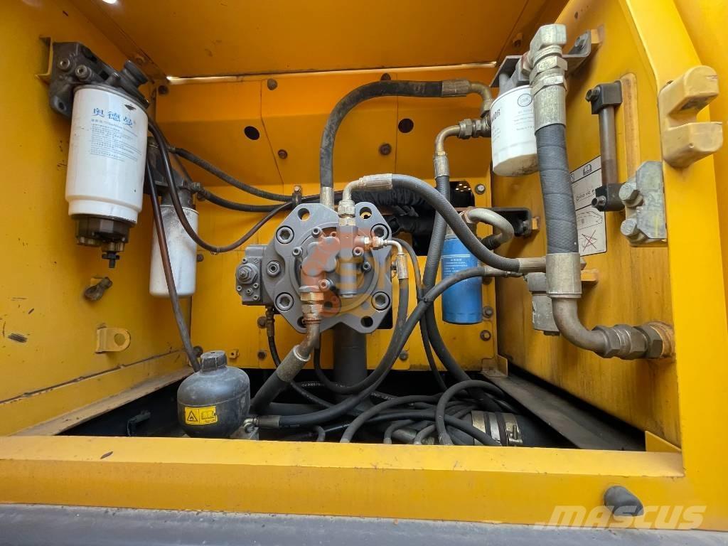 Volvo EC 210 B LC حفارات زحافة