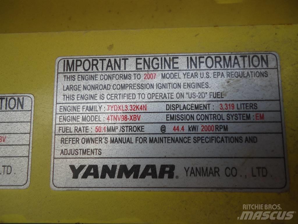 Yanmar B7-5A حفارات وسط 7 طن - 12 طن