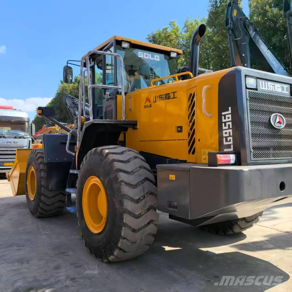 SDLG LG 956 L لوادر بعجل