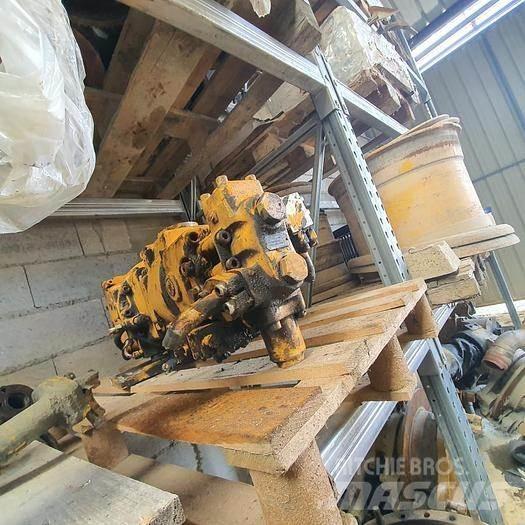 Liebherr 922 - مكونات أخرى