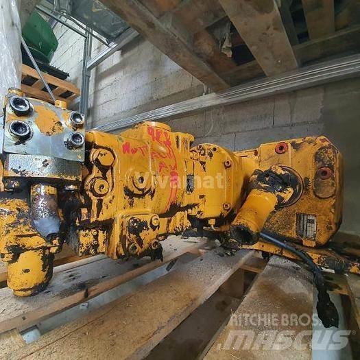 Liebherr 922 - مكونات أخرى