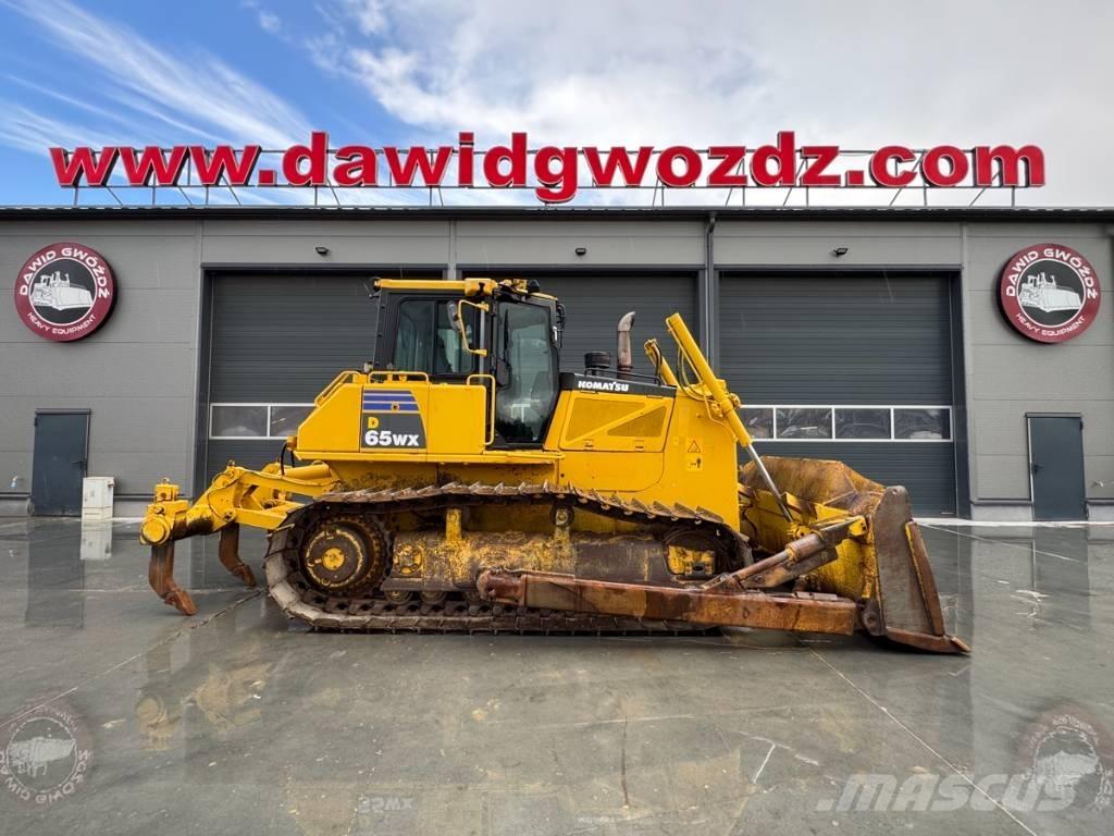 Komatsu D 65 WX-16 بلدوزرات مجنزرة