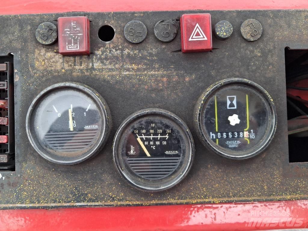 Manitou MC 25 شاحنات الطرق الوعرة