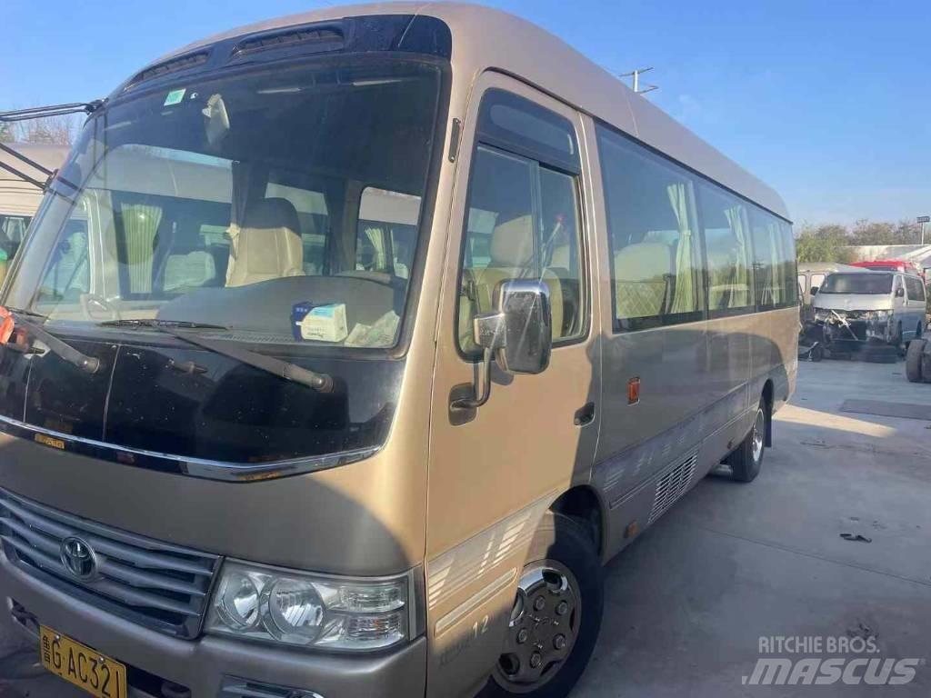 Toyota Coaster حافلة داخل المدينة