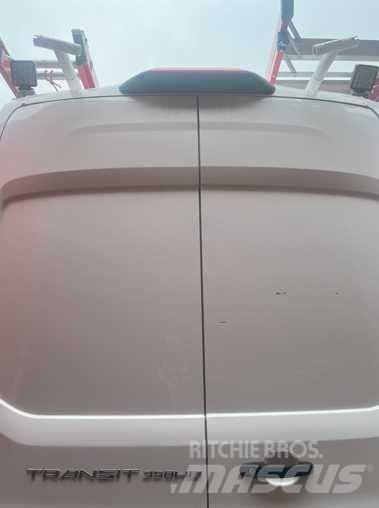 Ford Transit 350 HD مركبات الأغراض العامة