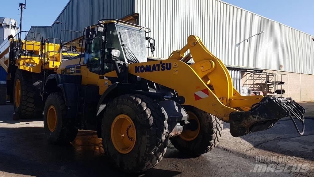 Komatsu WA320-8E0 لوادر بعجل