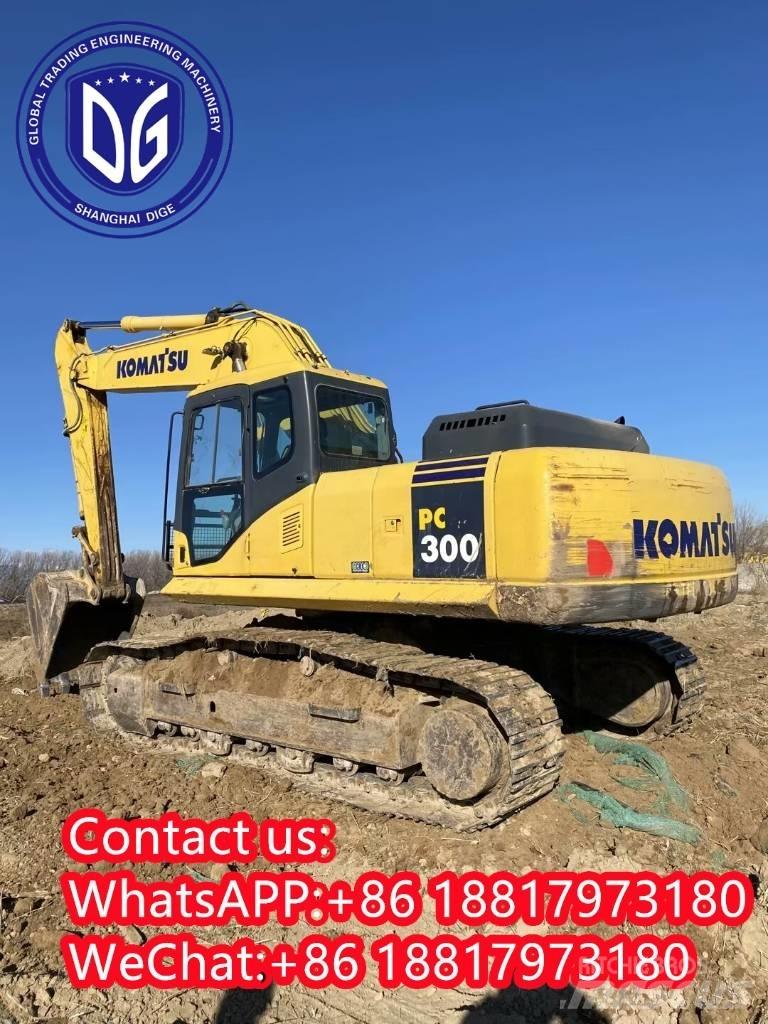 Komatsu PC 300-7 حفارات زحافة