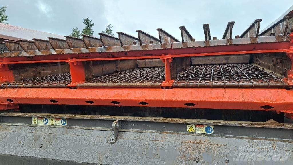 Sandvik QE 141 أجهزة فحص متنقلة