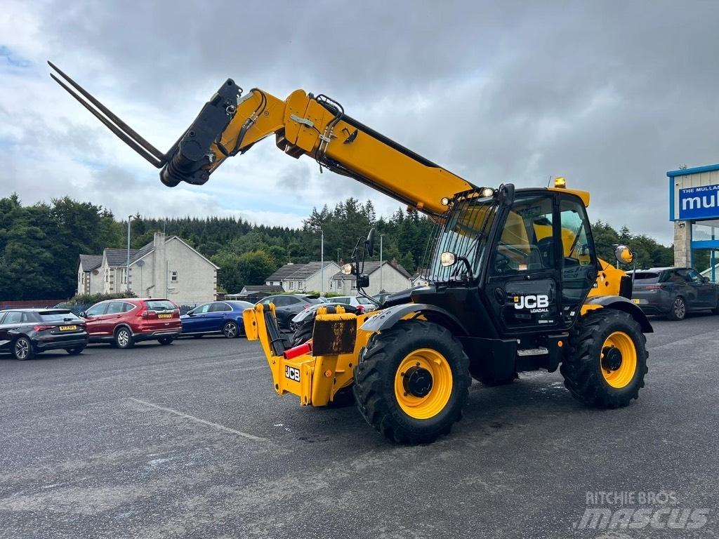 JCB 540-140 مناولات متداخلة