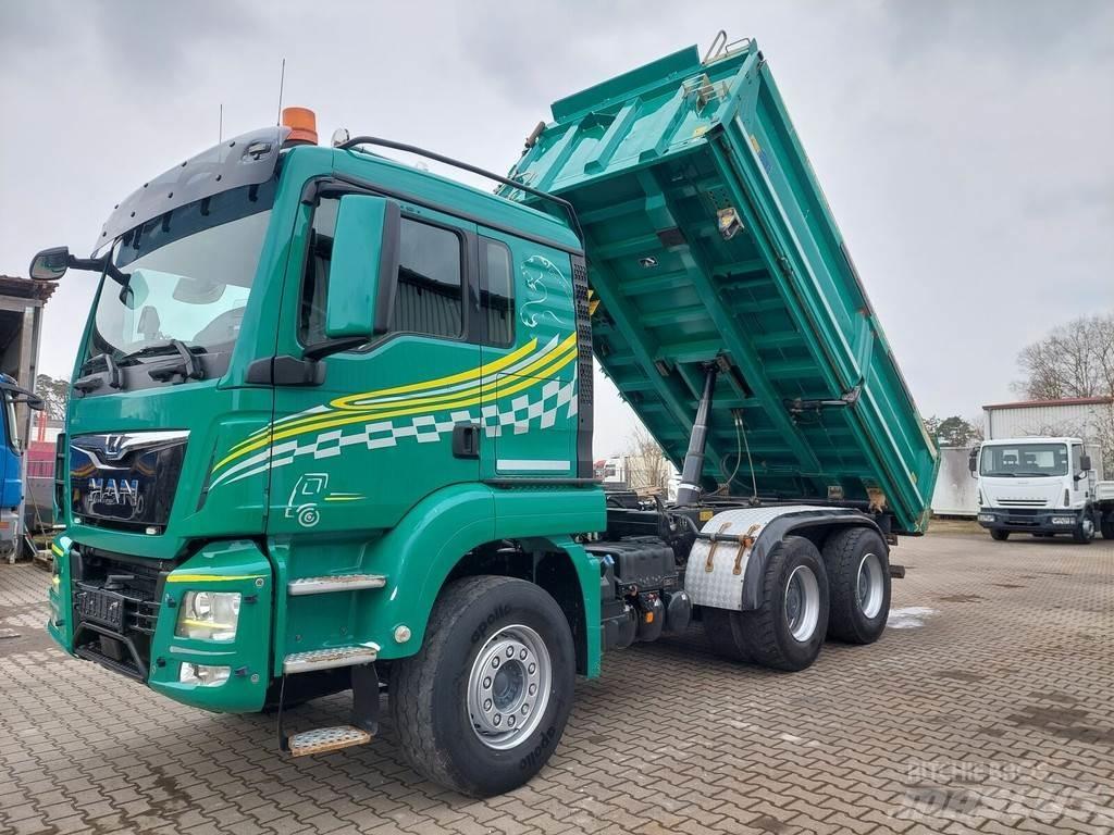 MAN TGS 26.460 شاحنات قلابة