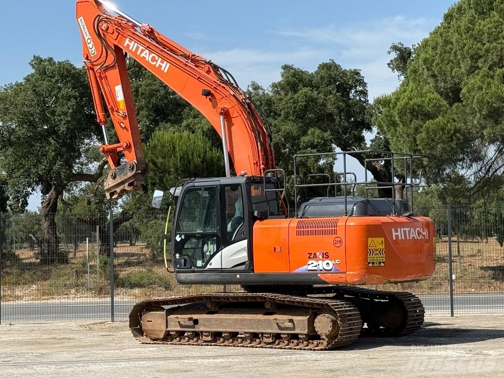 Hitachi ZX 210 LC-6 حفارات زحافة