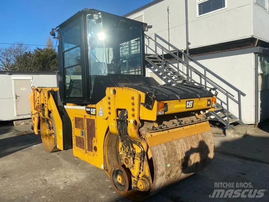 CAT CB 44 B مداحل ثنائية الاسطوانة